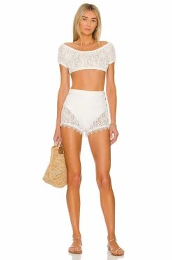 Summer 2022 Guinevere Short 7 Summer 2022 Guinevere Short