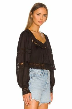 Summer 2022 Carina Top Tops