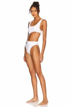 Fall 2022 Anja One Piece 6 Fall 2022 Anja One Piece