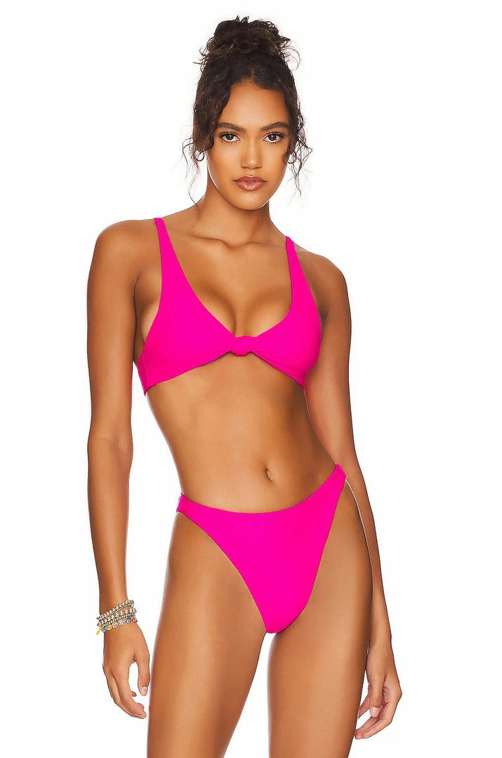 Fall 2022 Claudia Top 1 Fall 2022 Claudia Top