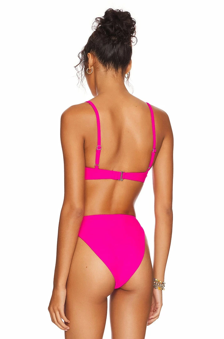 Fall 2022 Claudia Top 3 Fall 2022 Claudia Top