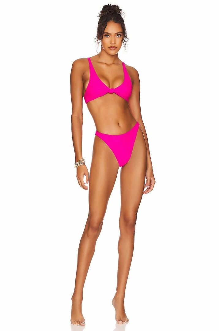 Fall 2022 Claudia Top 4 Fall 2022 Claudia Top