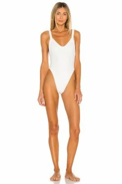 Resort 2020 Lioma One Piece