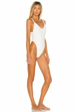 Resort 2020 Lioma One Piece