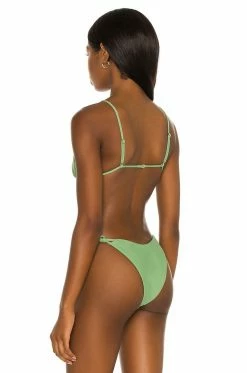 Summer 2021 Dylan Top