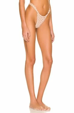 Spring 2022 Iyla Bottom